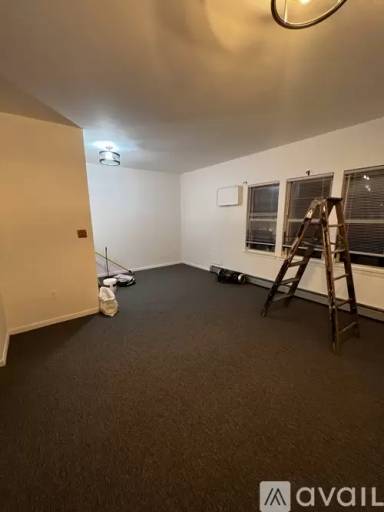 Main picture of 535 Thatford Ave