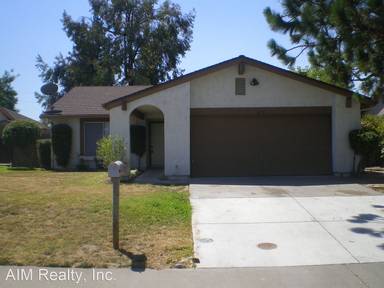 Main picture of 670 Turnstone Dr