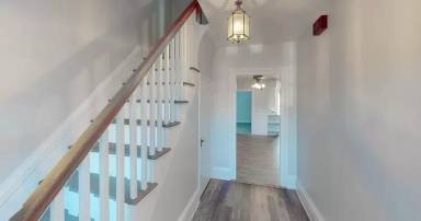 Main picture of 44 Wallis St