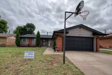 Main picture of 301 Ellison St