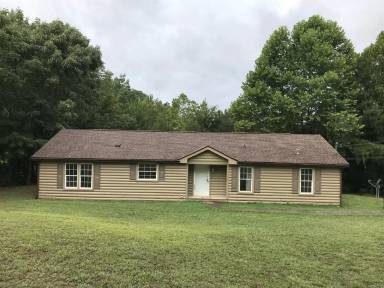 Main picture of 6860 Skyview Dr SE