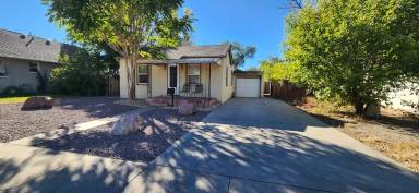 Main picture of 531 Brown Ave