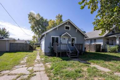 Main picture of 3631 Avenue C