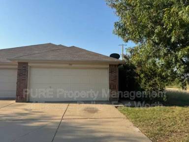 Main picture of 500 Brookbank Dr