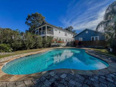 Main picture of 1108 E Blount St