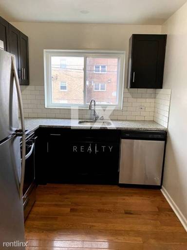 Main picture of 7549 N Bell Ave