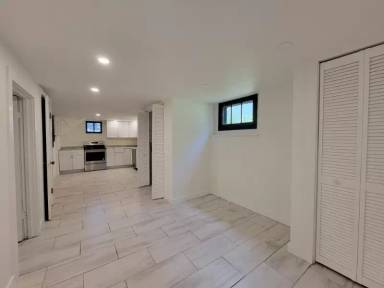 Main picture of 102 E Pershing Blvd