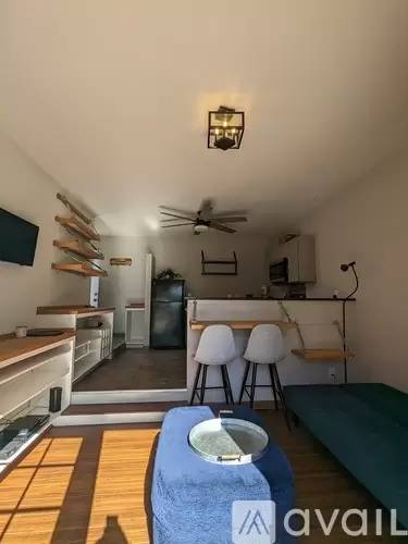 Main picture of 428 Orchard Ave