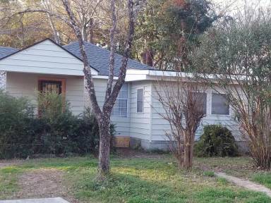 Main picture of 1226 E 35th St