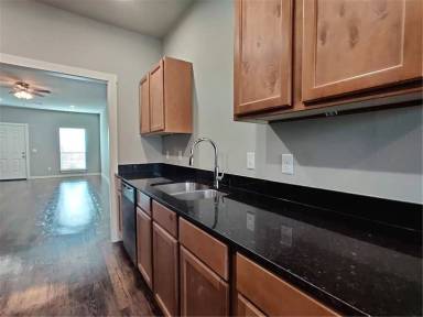 Main picture of 300 Copper Oaks Dr