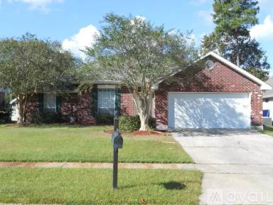 Main picture of 104 Amanda Dr