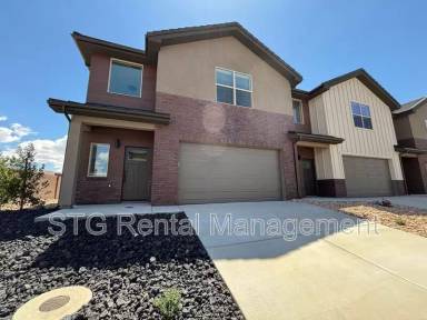 Main picture of 73 N 520 W