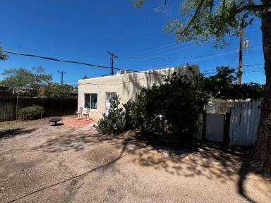 Main picture of 2111 Silver Ave SE