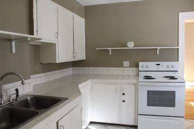 Main picture of 9 Cottage St