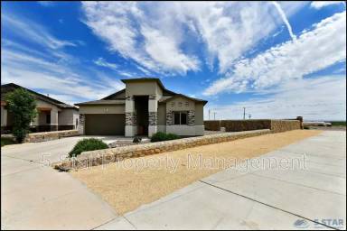 Main picture of 11182 Blazing Star Pl