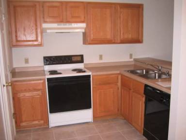 Main picture of 1481 Carver St