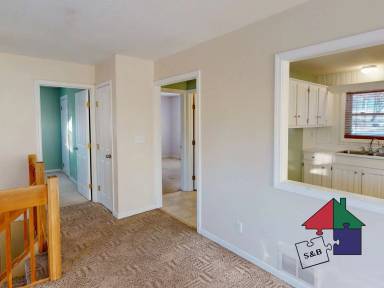 Main picture of 61 Spring Hollow Ln