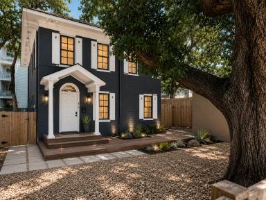 Main picture of 2623 Salado St