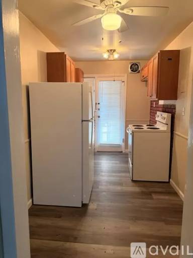 Main picture of 2520 Watt St