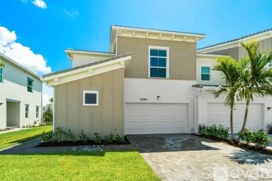 Main picture of 5250 Thatcher Ct