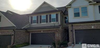 Main picture of 307 Alamosa Pl
