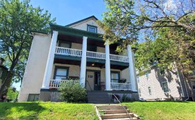 Main picture of 2220 Emerson Ave S