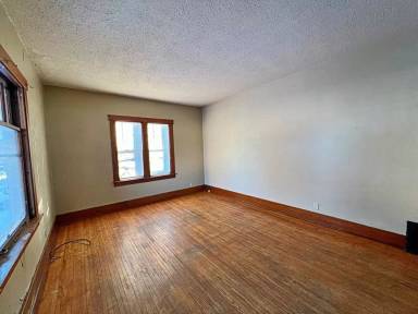 Main picture of 710 N 14th St