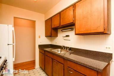 Main picture of 530 W Aldine Ave