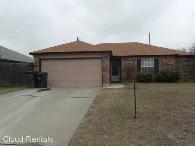 Main picture of 1923 Michele Dr