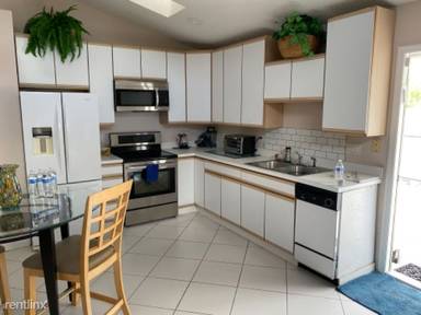 Main picture of 19309 Carolina Cir