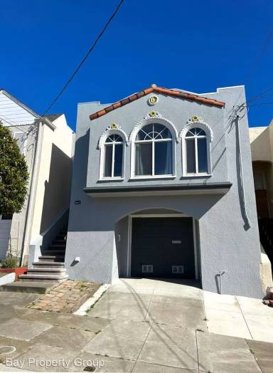 Main picture of 2218 26th Ave
