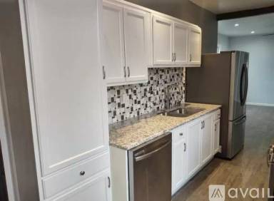 Main picture of 366 Nicolet Blvd