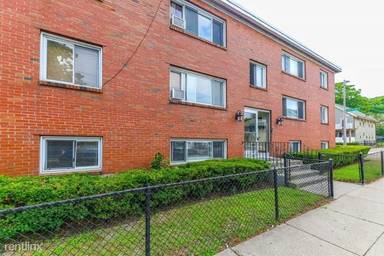 Main picture of 4090 Washington St