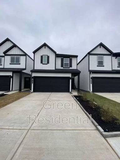 Main picture of 3125 Crown Gate Dr