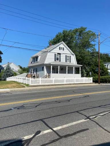 Main picture of 184 Fruit Hill Ave