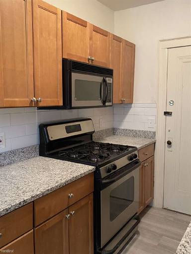 Main picture of 249 Chestnut Hill Ave
