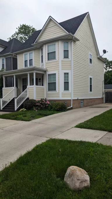 Main picture of 871 W Philadelphia St