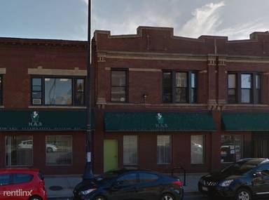 Main picture of 2747 W Armitage Ave