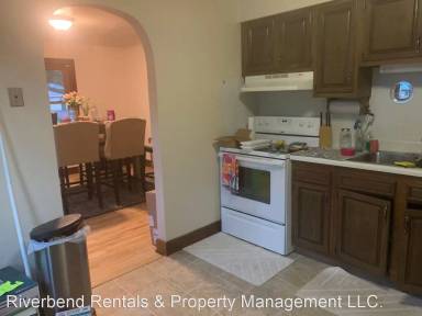Main picture of 1811 10th St E