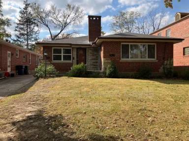 Main picture of 5611 Jamieson Ave