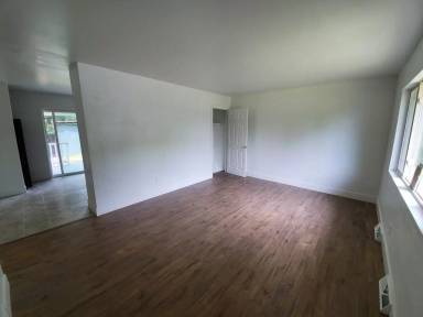 Main picture of 313 N Roosevelt Ave
