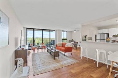 Main picture of Westchester Tower