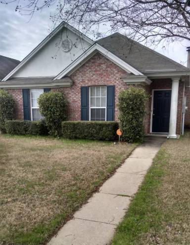 Main picture of 1100 Stafford Dr