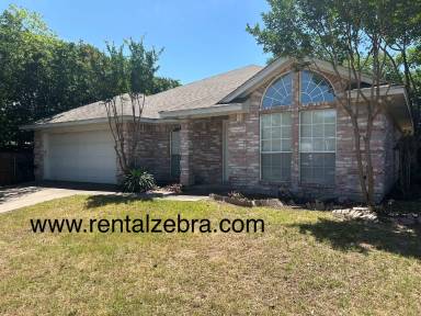 Main picture of 5641 Springtide Dr