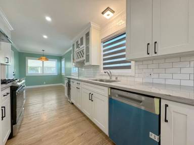 Main picture of 12611 Edieth Dr