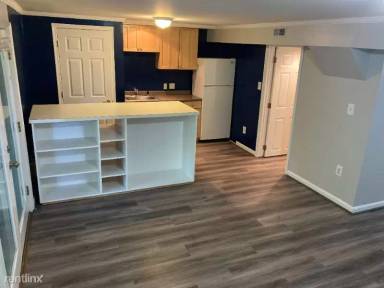 Main picture of 500 Meadow Hall Dr