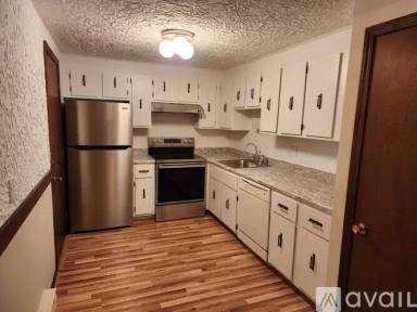 Main picture of 52 Swanson Ct