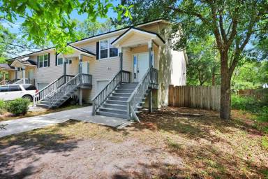 Main picture of 8325 Homeport Ct