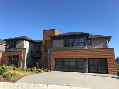 Main picture of 9921 NE 158th St