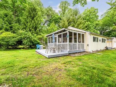 Main picture of 5347 Marquette Dr